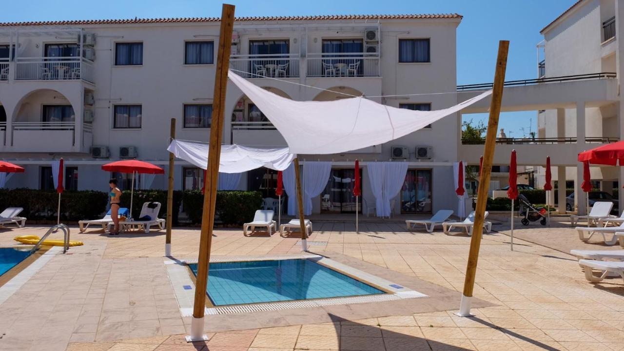 Hotel de apartamente Amore Hotel Apartments 2*