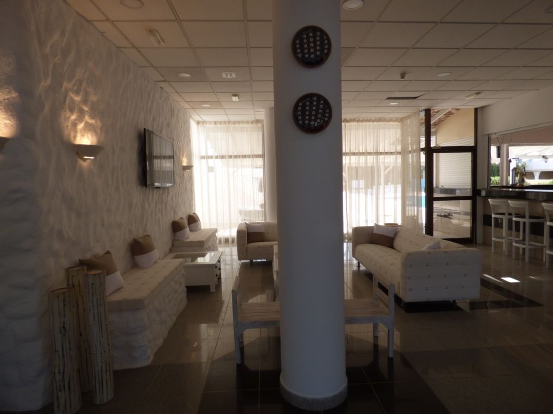Amore Hotel Apartments Hotel de apartamente 2*