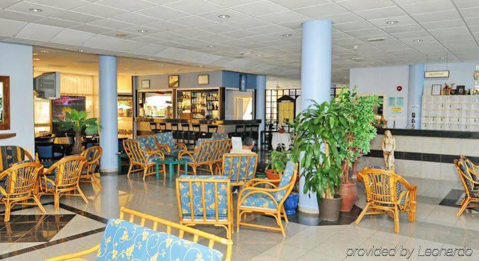 Amore Hotel Apartments Hotel de apartamente 2*