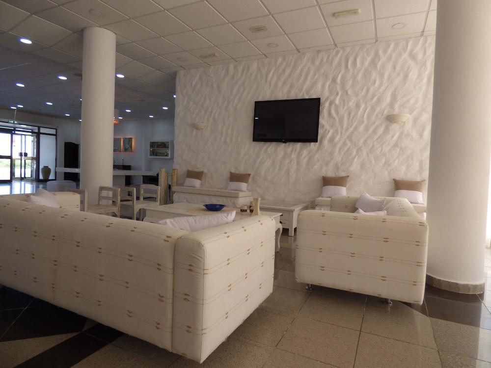 Amore Hotel Apartments Apart Otel 2*